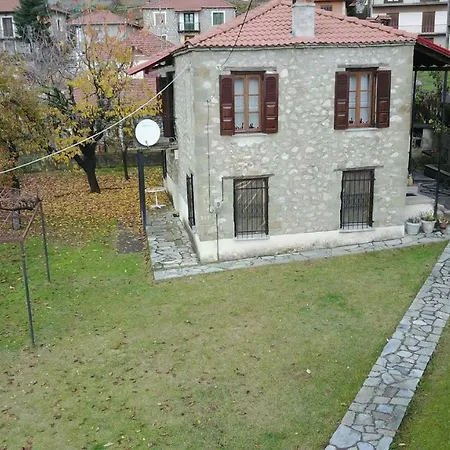 Traditional Stone House Vila *